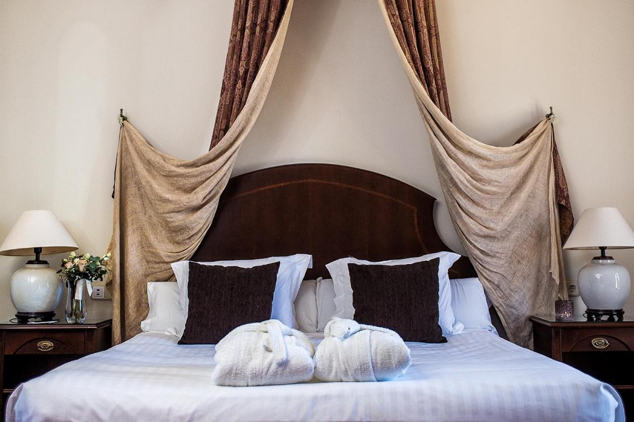 Termes Montbrio Hotel & Spa Montbrió del Camp Kültér fotó